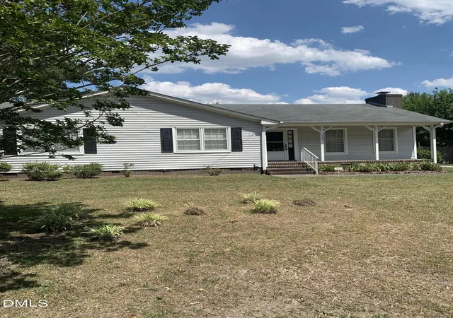 Homes for sale in Rocky Mount, NC | 1129 Strawbush Rd, Rocky Mount, NC 27804 | MLS# 10180035