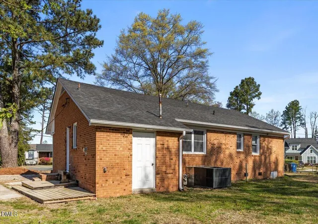 Homes for sale in Durham, NC | 1126 Benning St, Durham, NC 27703 | MLS# 10179938