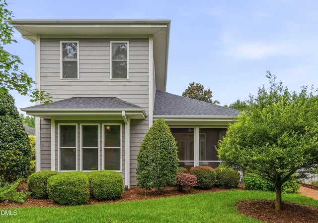 Photo 5 of Single Family Residence at 4 Macon, Pittsboro, NC 27312 | MLS# 10183839 | | Sold on 2026-08-28