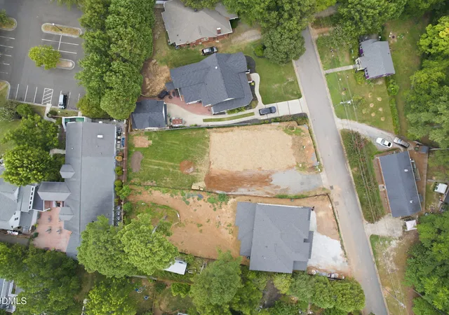 Photo 4 of Single family home for sale at 312 Williams St, Cary, NC 27511 | MLS# 10180036 | Listing updated on 2026-09-14