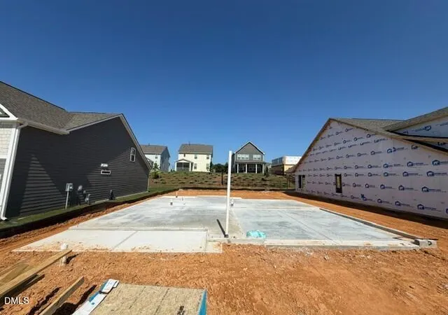 Photo 3 of Single family home for sale at 833 Old Sta Pointe, Angier, NC 27501 | MLS# 10179835 | Listing updated on 2026-07-30