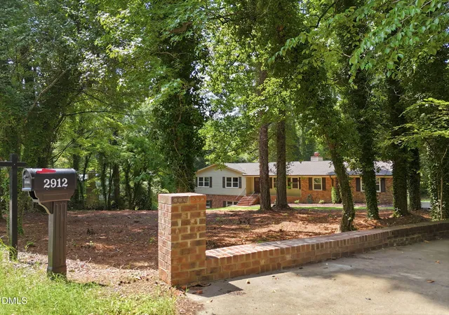 4th image of 2912 Oxford Rd, Henderson, NC 27536 | MLS# 10183767