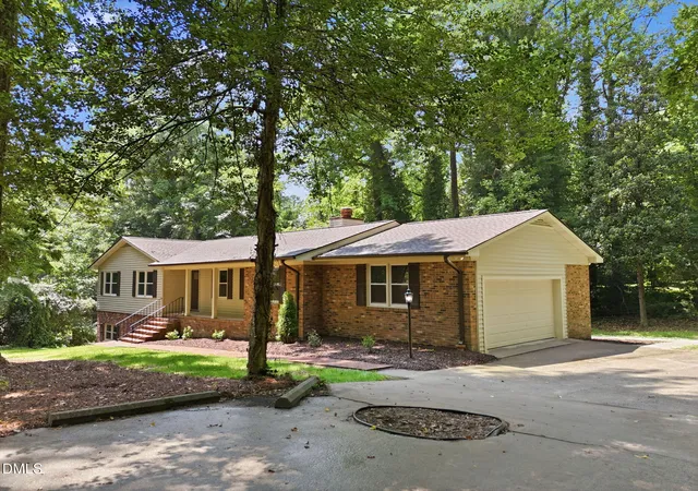5th image of 2912 Oxford Rd, Henderson, NC 27536 | MLS# 10183767