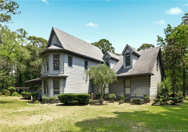 2nd image of 4035 Spanish Oak Dr, Fayetteville, NC 28306 | MLS# 764074