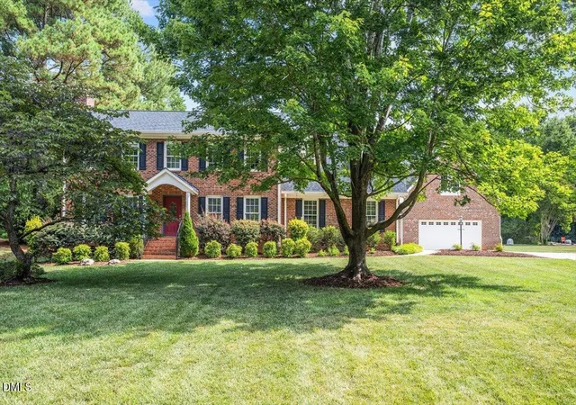 Photo 2 of Single family home for sale at 4925 Birchleaf Dr, Raleigh, NC 27606 | MLS# 10181033 | Listing updated on 2026-09-08