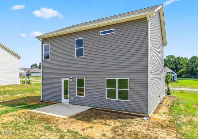 Photo 5 of Single family home for sale at 160 Smith Farms Dr, Lillington, NC 27546 | MLS# 10179867 | Listing updated on 2026-08-30
