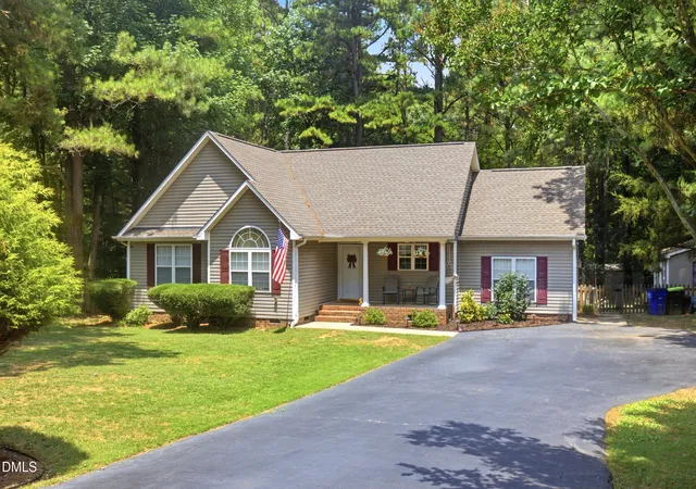 image of 5515 Pine Meadow Ln, Mebane, NC 27302 | MLS# 10180350