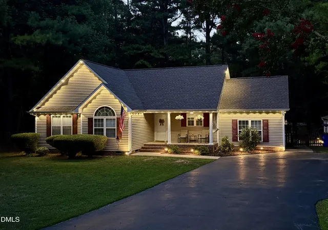 image of 5515 Pine Meadow Ln, Mebane, NC 27302 | MLS# 10180350