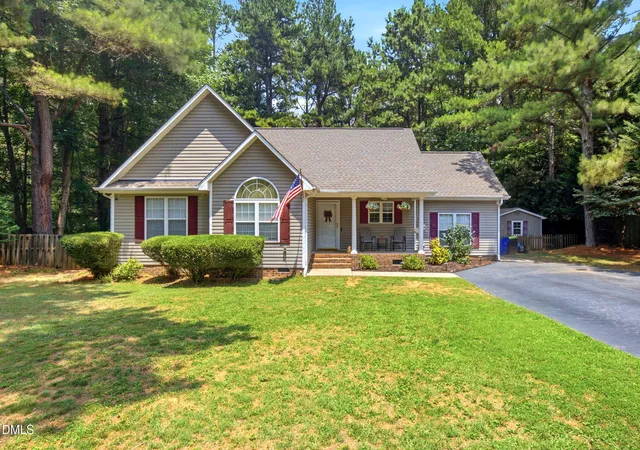 image of 5515 Pine Meadow Ln, Mebane, NC 27302 | MLS# 10180350