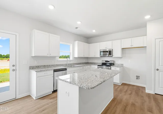 Photo 4 of Single family home for sale at 127 Oyster Tabby Dr, Lillington, NC 27546 | MLS# 10179890 | Listing updated on 2026-09-01
