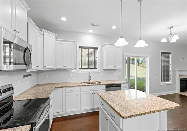 Photo 5 of Single family home for sale at 14 Wildlife Brg Ct, Spring Lake, NC 28390 | MLS# 765884 | Listing updated on 2026-09-04