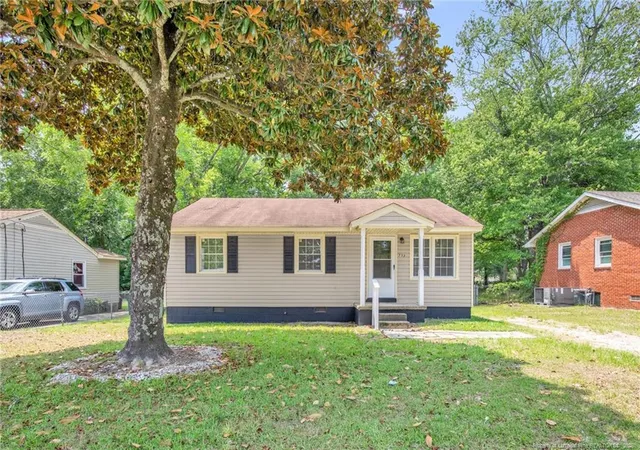 Photo 1 of Sale Pending at 713 Commerce St, Fayetteville, NC 28305 | MLS# 765885 | Listing updated on 2026-08-10