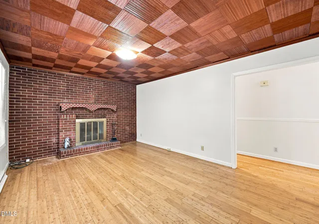 Photo 3 of Single family home for sale at 719 Greenwood Dr, Burlington, NC 27217 | MLS# 10181878 | Listing updated on 2026-09-18