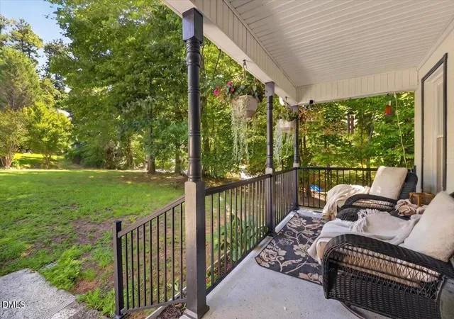 Photo 4 of Sale Pending at 5305 Oakbrook Dr, Durham, NC 27713 | MLS# 10180276 | Listing updated on 2026-08-25