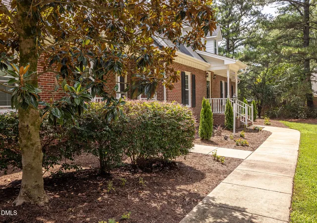 Photo 3 of Sale Pending at 4705 Carolton Dr, Raleigh, NC 27606 | MLS# 10182782 | Listing updated on 2026-08-24