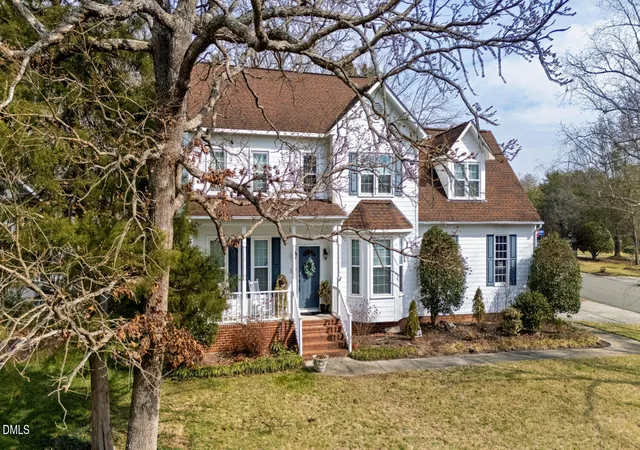 Photo 3 of Sale Pending at 400 Doral Ct, Mebane, NC 27302 | MLS# 10179935 | Listing updated on 2026-10-05