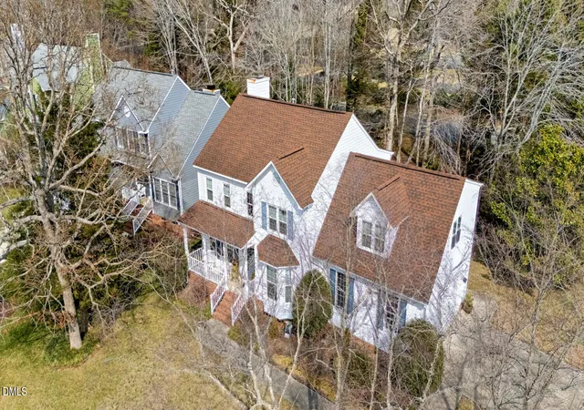Photo 4 of Sale Pending at 400 Doral Ct, Mebane, NC 27302 | MLS# 10179935 | Listing updated on 2026-10-05