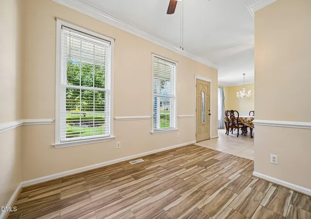 4th image of 304 Arbor Creek Dr, Holly Springs, NC 27540 | MLS# 10187518