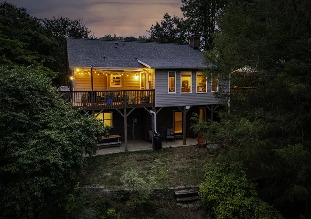 1st image of 1112 Meadowbrook Trl, Hillsborough, NC 27278 | MLS# 10179946