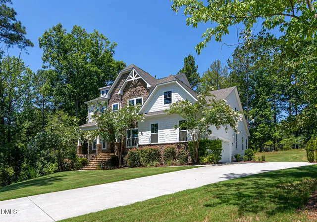 Photo 3 of Single family home for sale at 39 High Ridge Ln, Pittsboro, NC 27312 | MLS# 10180348 | Listing updated on 2026-08-23