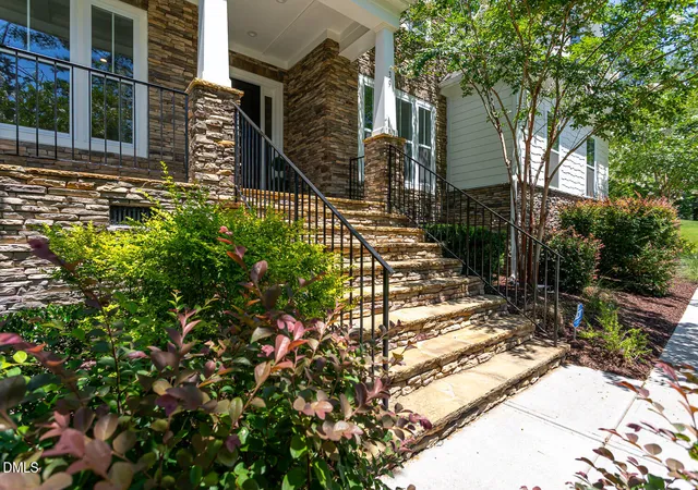 Photo 4 of Single family home for sale at 39 High Ridge Ln, Pittsboro, NC 27312 | MLS# 10180348 | Listing updated on 2026-08-23