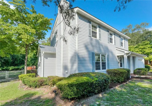 3rd image of 512 Shoreline Dr, Fayetteville, NC 28311 | MLS# 765744