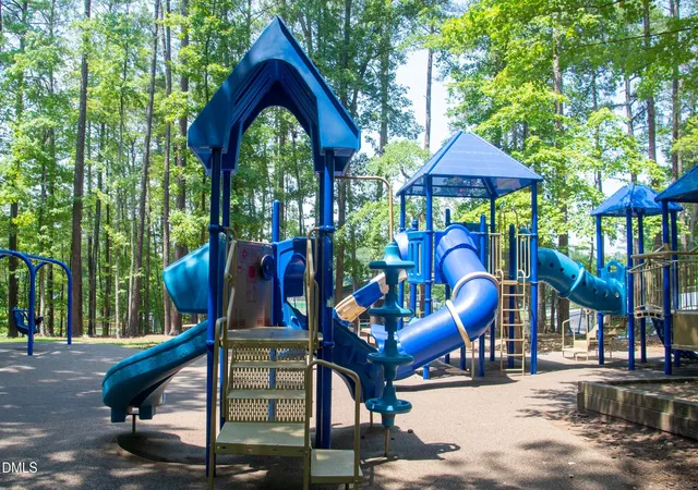 Photo 36 of Single family home for sale at 110 Country Rd, Chapel Hill, NC 27514 | MLS# 10182356 | Listing updated on 2026-09-03