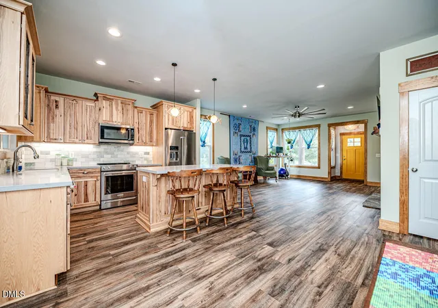 Photo 3 of Sale Pending at 423 Old Nc 87, Cameron, NC 28326 | MLS# 10179985 | Listing updated on 2026-09-16
