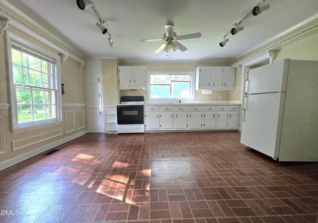 image of 408 N Durham Ave, Creedmoor, NC 27522 | MLS# 10180920
