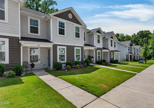 2nd image of 918 E Green St #F105, Franklinton, NC 27525 | MLS# 10180195
