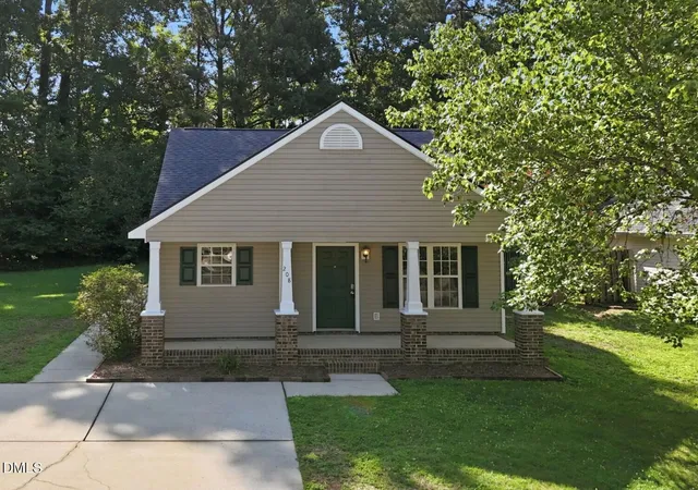 1st image of 208 Highgate Cir, Wake Forest, NC 27587 | MLS# 10180225
