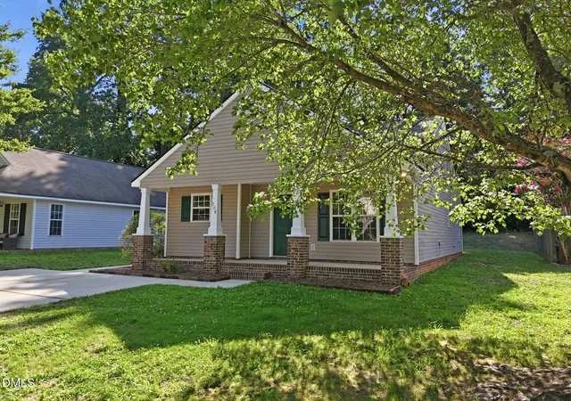 2nd image of 208 Highgate Cir, Wake Forest, NC 27587 | MLS# 10180225