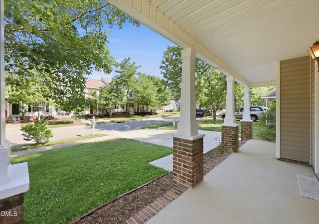 5th image of 208 Highgate Cir, Wake Forest, NC 27587 | MLS# 10180225