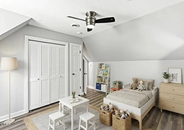 Photo 4 of Single family home for sale at 25 Camelia Dr, Smithfield, NC 27577 | MLS# 10181325 | Listing updated on 2026-09-30