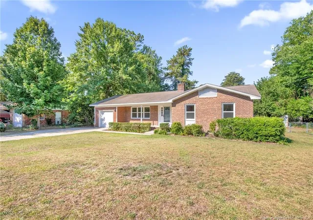 Photo 3 of Single family home for sale at 6428 Northfield Ct, Fayetteville, NC 28303 | MLS# 765904 | Listing updated on 2026-09-16