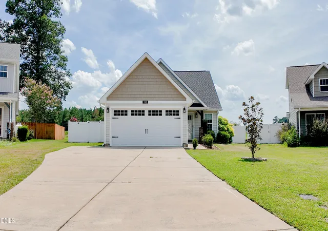 2nd image of 118 Cove Pl, Clinton, NC 28328 | MLS# 10180043