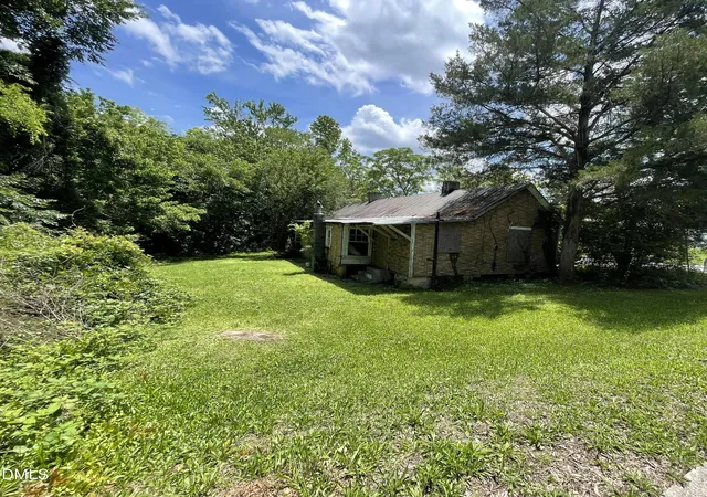 2nd image of 318 Walker St, Roxboro, NC 27573 | MLS# 10180178