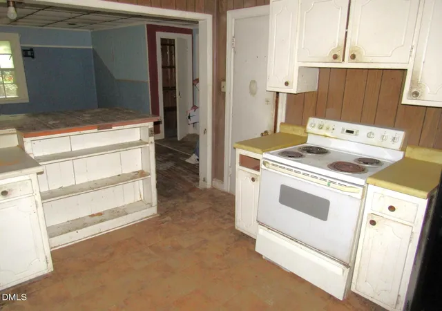 Photo 3 of Single family home for sale at 4513 Laymans Chapel Rd, Durham, NC 27704 | MLS# 10180151 | Listing updated on 2026-09-15