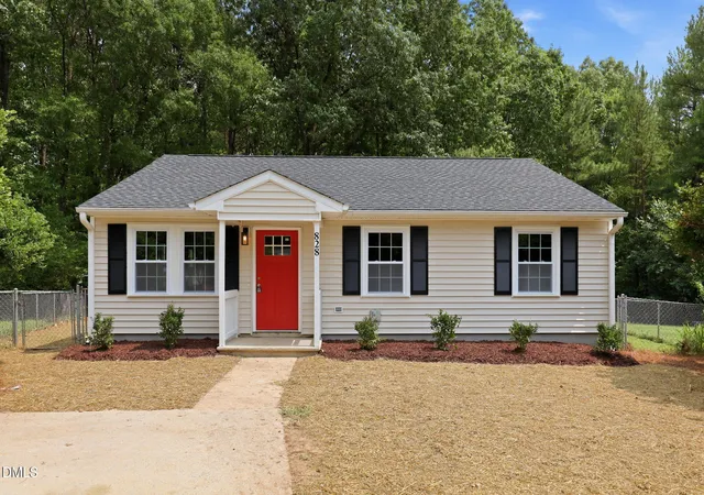 1st image of 828 Shari Ct, Durham, NC 27704 | MLS# 10184897
