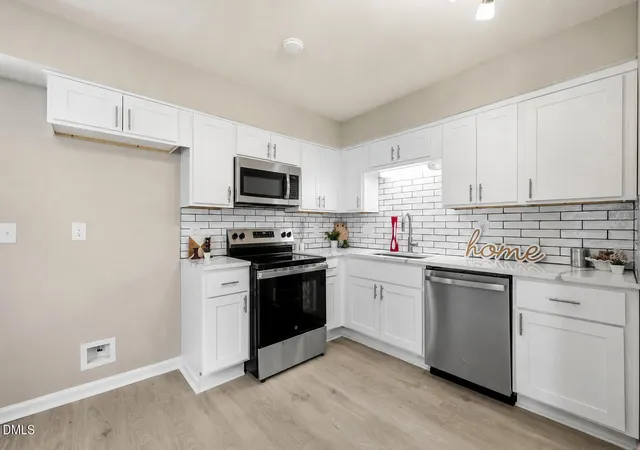 2nd image of 828 Shari Ct, Durham, NC 27704 | MLS# 10184897