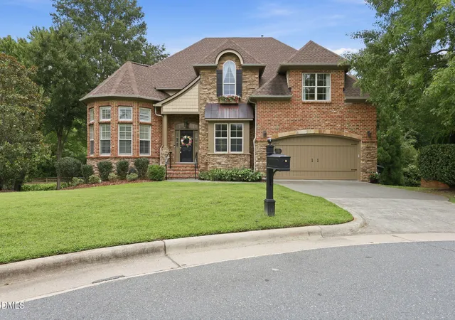 1st image of 114 Castle Garden St, Cary, NC 27513 | MLS# 10184938