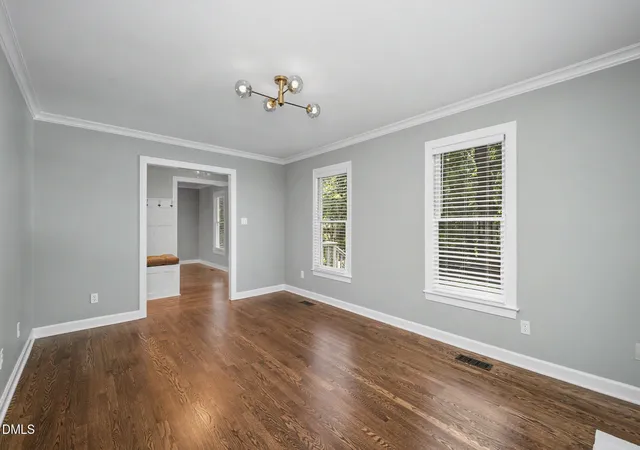Photo 3 of Sale Pending at 1000 Black Oak Ct, Apex, NC 27502 | MLS# 10180309 | Listing updated on 2026-08-19