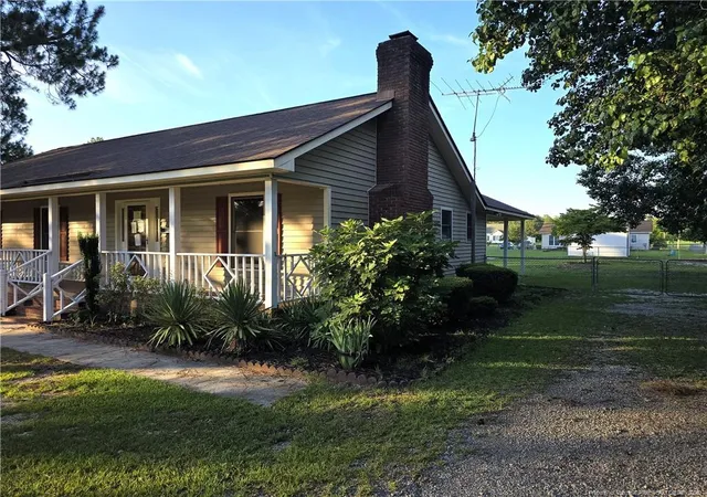 Homes for sale in Laurinburg, NC | 9341 Oat Dr, Laurinburg, NC 28352 | MLS# 765936