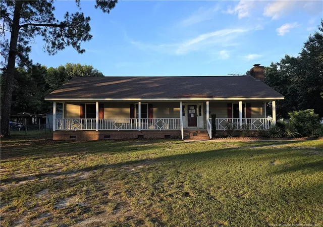 Homes for sale in Laurinburg, NC | 9341 Oat Dr, Laurinburg, NC 28352 | MLS# 765936