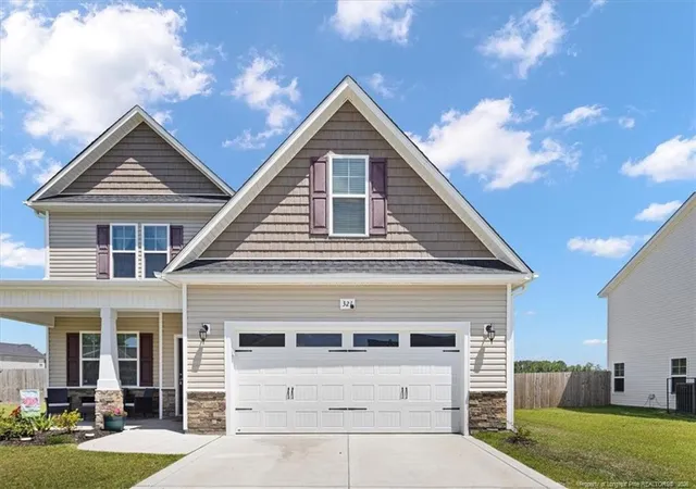 3rd image of 321 Glee St, Hope Mills, NC 28348 | MLS# 765883