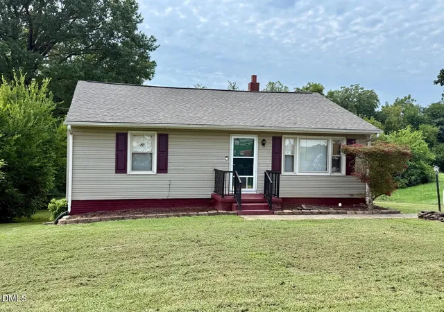 1st image of 417 Boundary St, Haw River, NC 27258 | MLS# 10187763