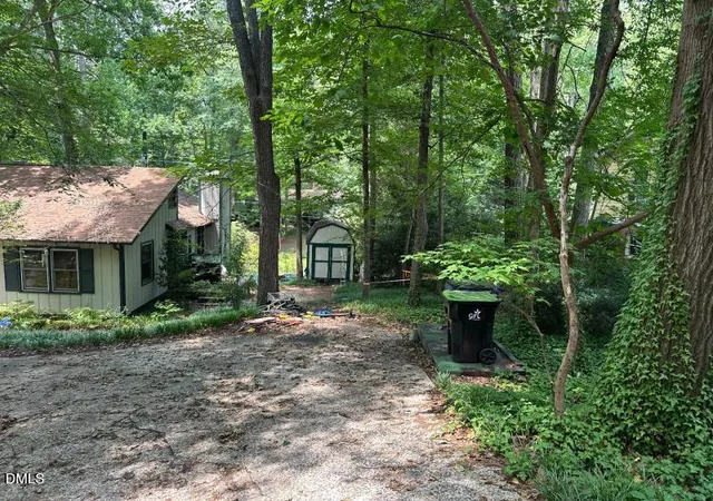 Homes for sale in Chapel Hill, NC | 510 Yorktown Dr, Chapel Hill, NC 27516 | MLS# 10180083