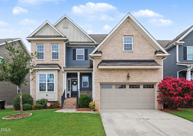 Photo 3 of Sale Pending at 1787 Hammocks Beach Trl, Apex, NC 27502 | MLS# 10180366 | Listing updated on 2026-08-31