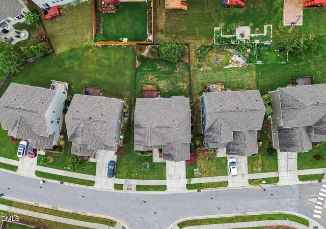 Photo 4 of Sale Pending at 1787 Hammocks Beach Trl, Apex, NC 27502 | MLS# 10180366 | Listing updated on 2026-08-31