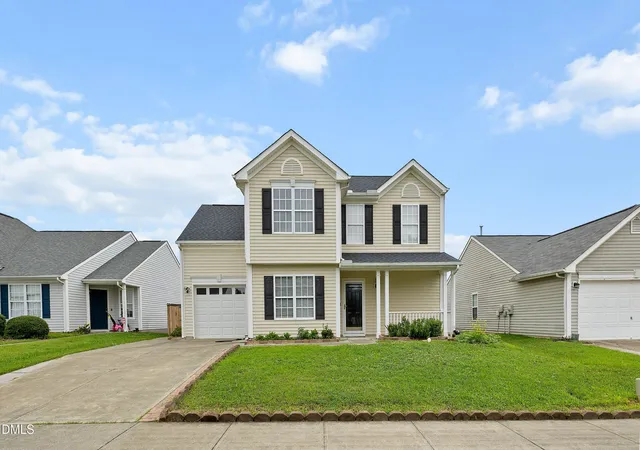 Photo 2 of Sale Pending at 4421 Whatley Ln, Raleigh, NC 27604 | MLS# 10180316 | Listing updated on 2026-08-31